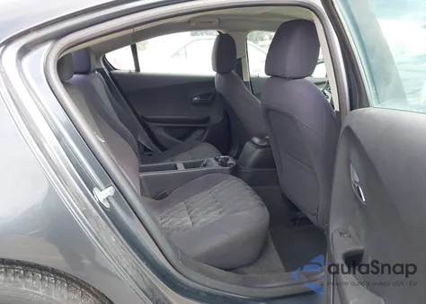 2013 Chevrolet Volt z USA, uszkodzony, nr VIN 1G1RE6E46DU143419